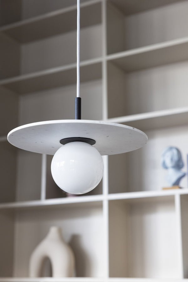 PLUTO LITTLE pendent in Alba White